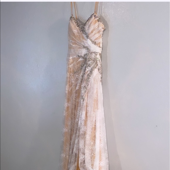 $1,485 NWT Lace Wedding Bridal Dress - Picture 4 of 16